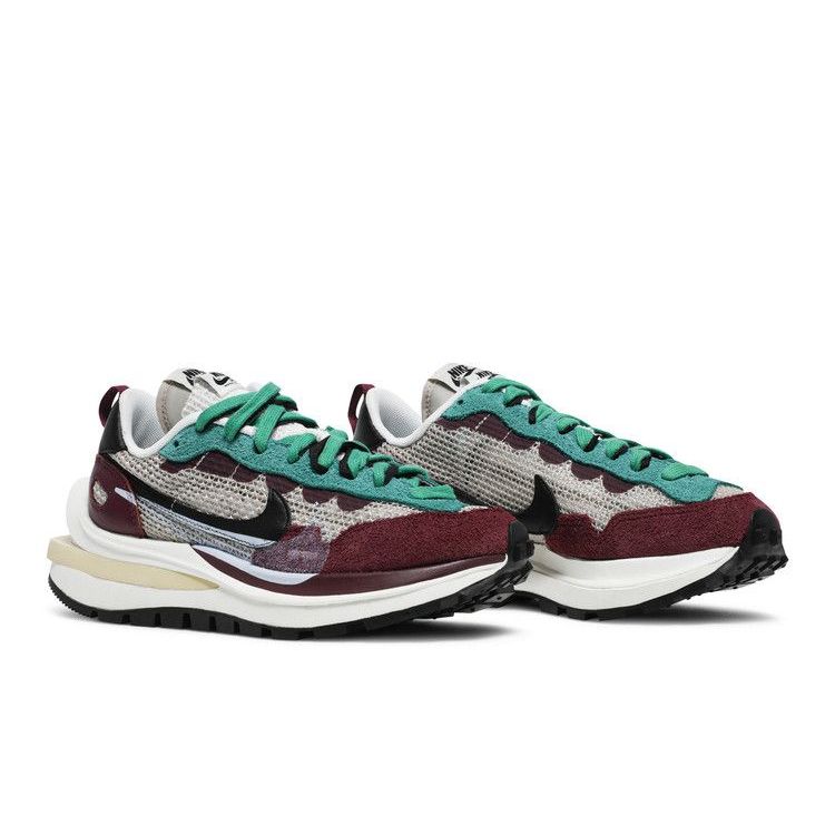 sacai x Nike VaporWaffle SP 'Villain Red'