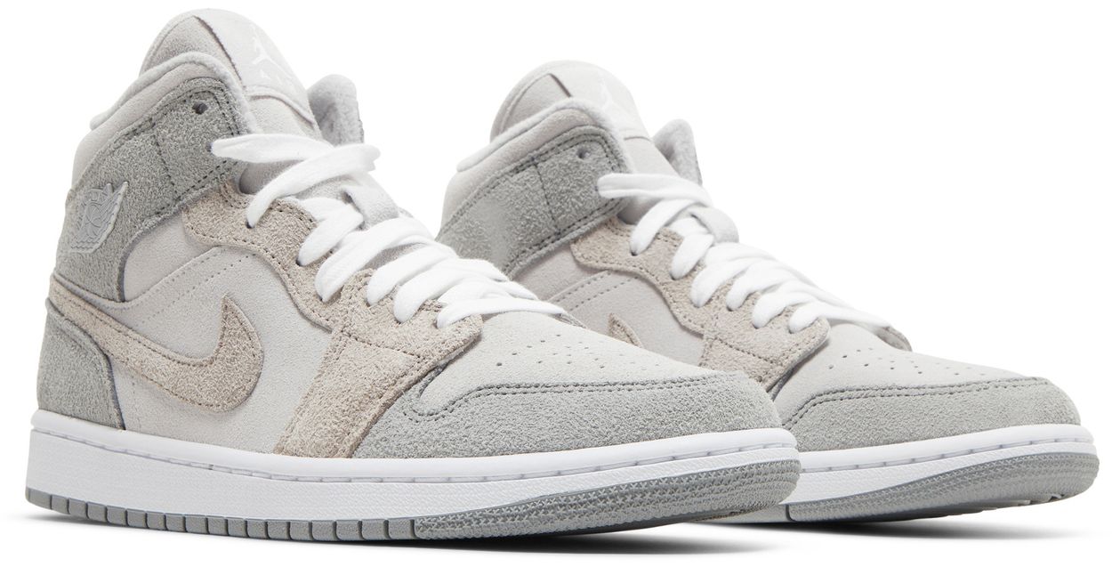 Wmns Air Jordan 1 Mid SE 'Particle Grey'