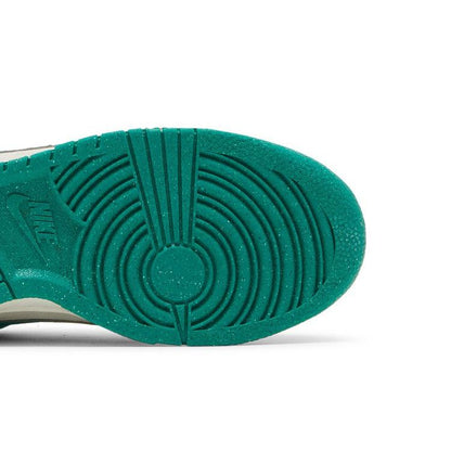 Nike Wmns Dunk Low SE '85'