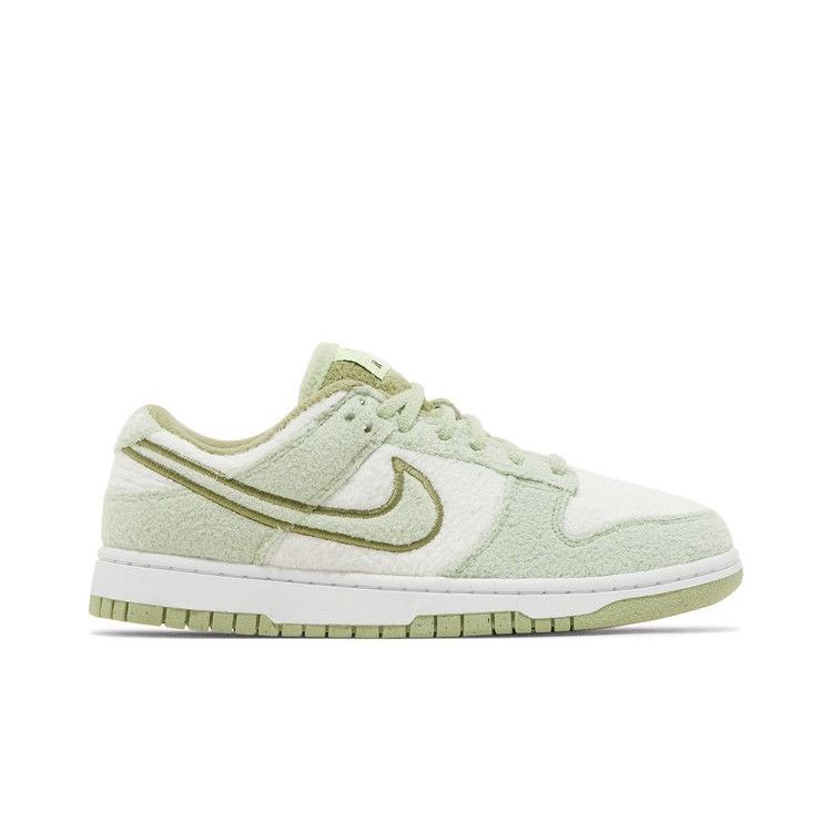 Nike Wmns Dunk Low SE 'Fleece - Honeydew'