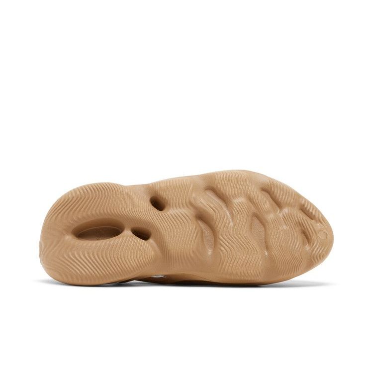 Adidas Yeezy Foam Runner 'Clay Taupe'