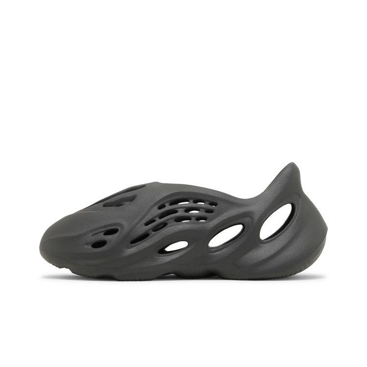 Adidas Yeezy Foam Runner 'Carbon'