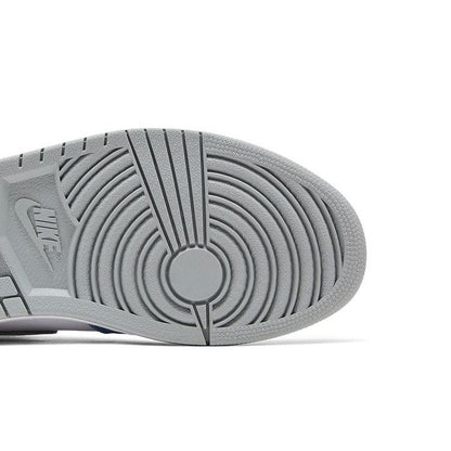 Air Jordan 1 Retro High OG 'Hyper Royal'