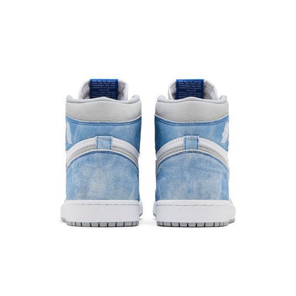Air Jordan 1 Retro High OG 'Hyper Royal'