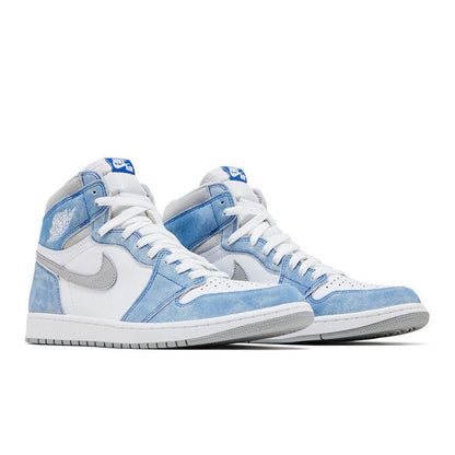 Air Jordan 1 Retro High OG 'Hyper Royal'