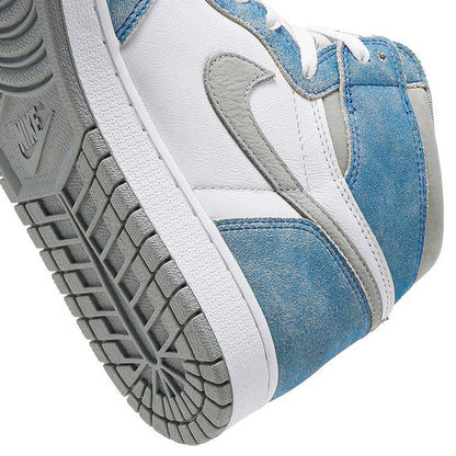 Air Jordan 1 Retro High OG 'Hyper Royal'