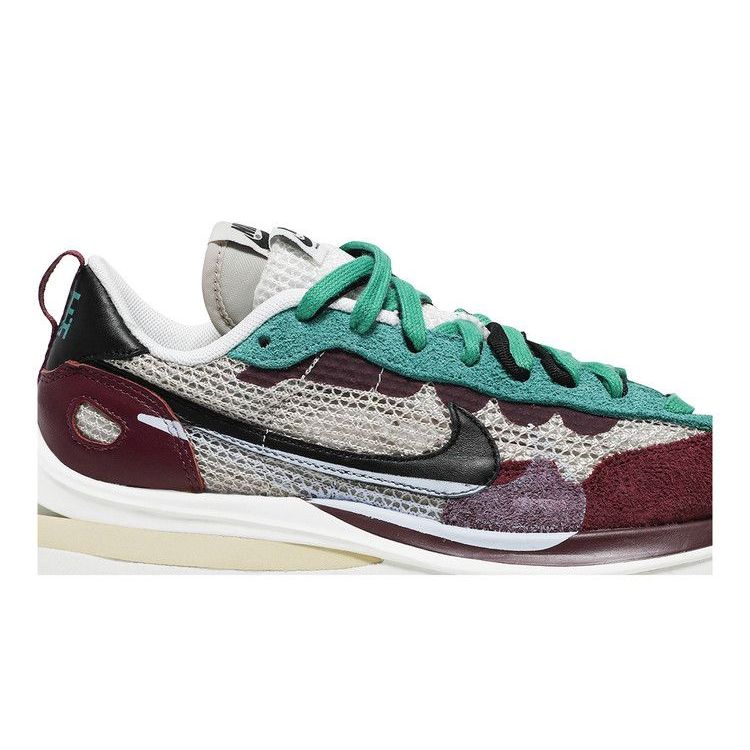 sacai x Nike VaporWaffle SP 'Villain Red'