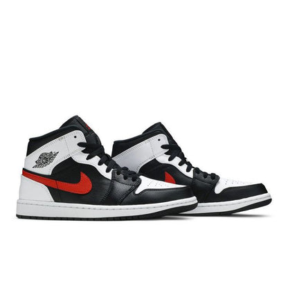 Air Jordan 1 Mid 'Chile Red'