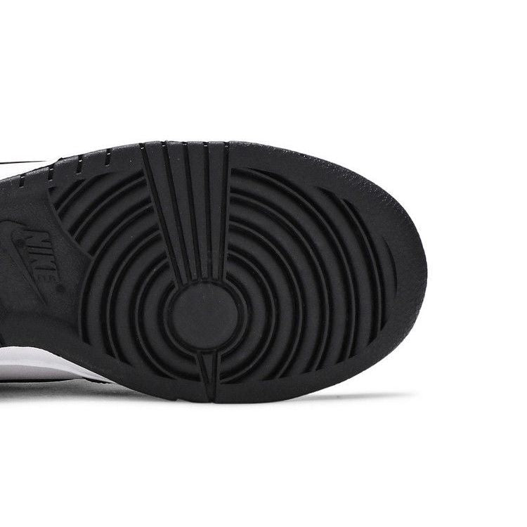 Nike Wmns Dunk High 'Black White'