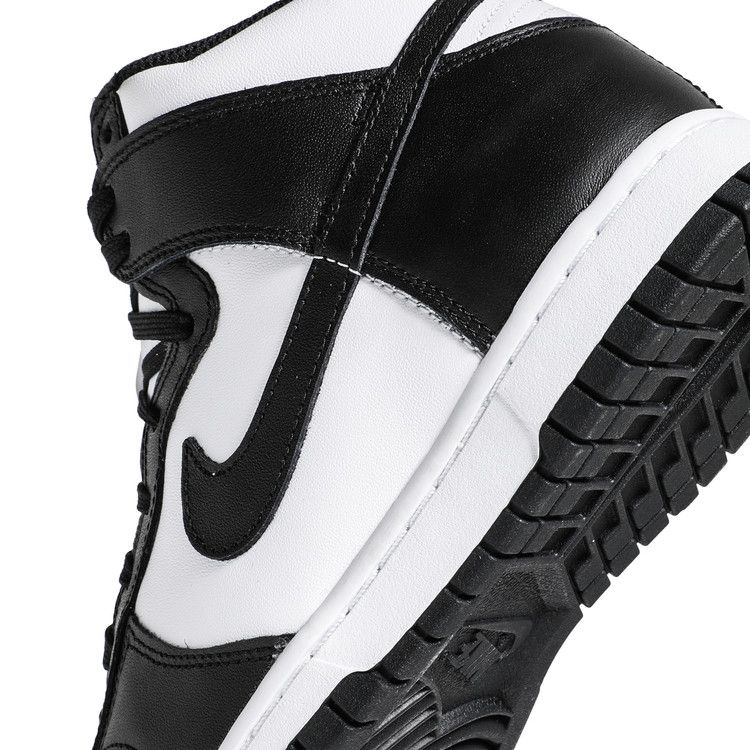 Nike Wmns Dunk High 'Black White'