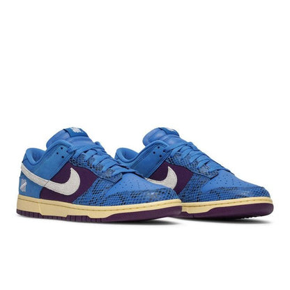 Undefeated x Nike Dunk Low SP '5 On It'