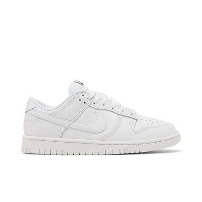 Nike Wmns Dunk Low 'Triple White'