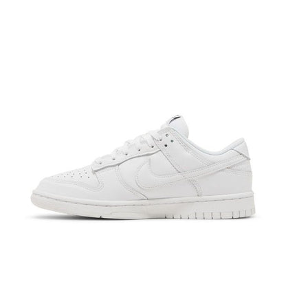 Nike Wmns Dunk Low 'Triple White'