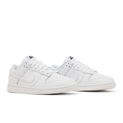 Nike Wmns Dunk Low 'Triple White'