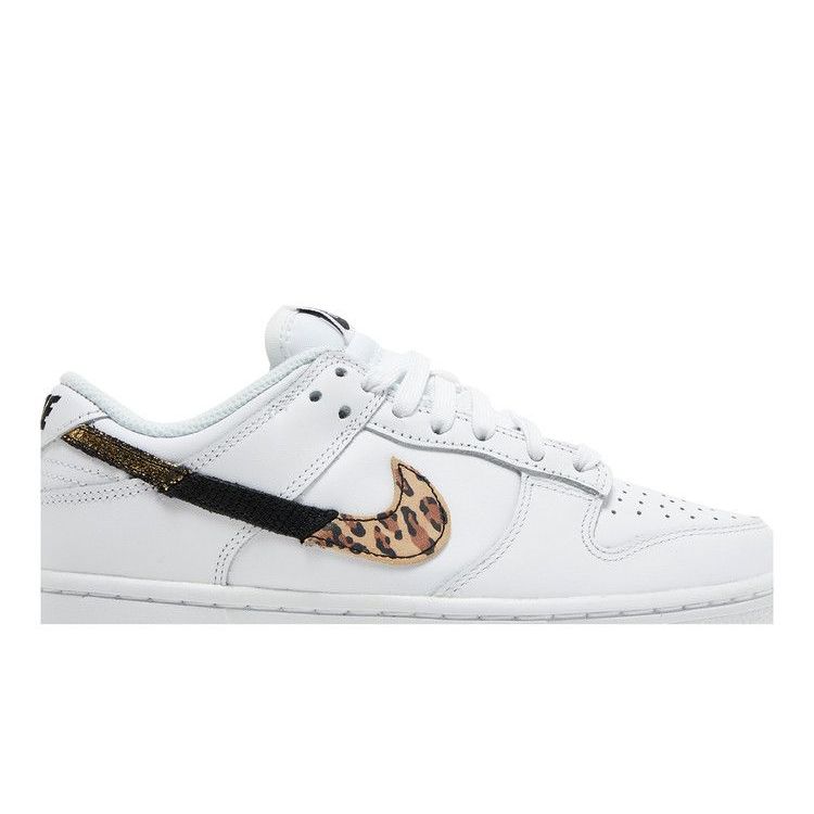 Nike Wmns Dunk Low SE 'Primal White'
