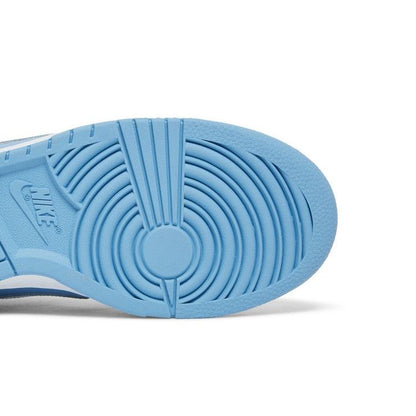 Nike Wmns Dunk Low 'Reverse UNC'