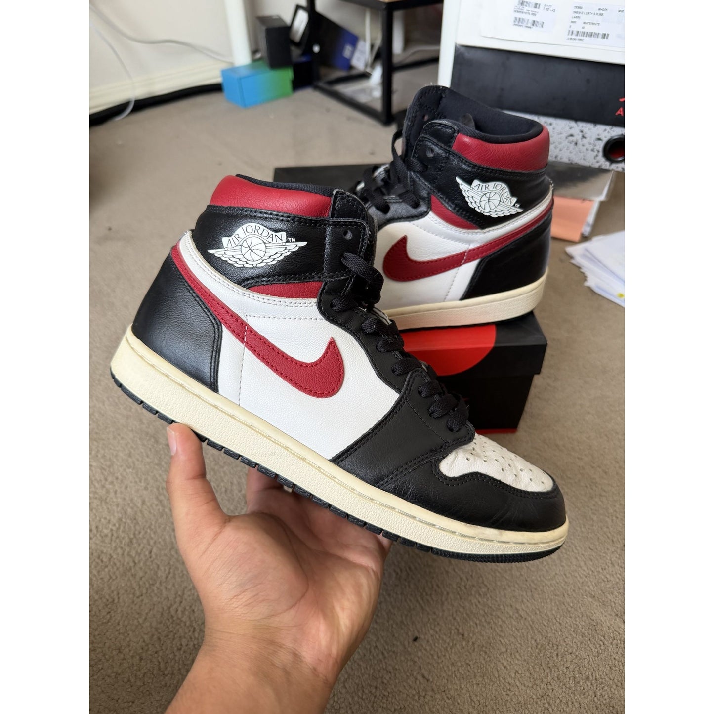 Jordan 1 Retro High Black Gym Red