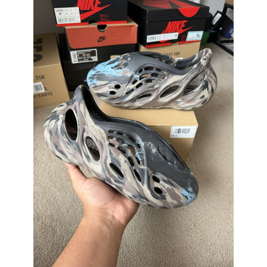 Adidas Yeezy Foam RNR MX Cinder