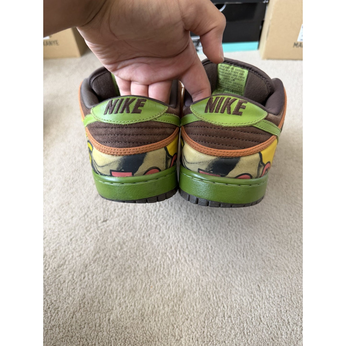 Nike SB Dunk Low De La Soul (2015)