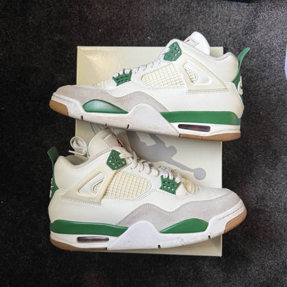 Jordan 4 Retro SB Pine Green