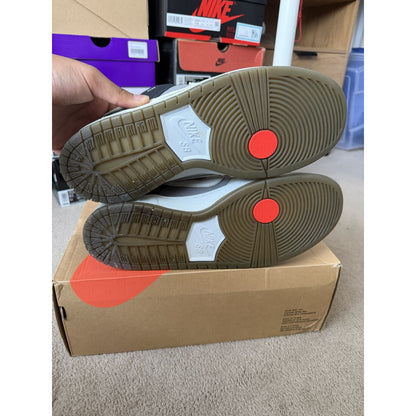 Nike SB Dunk Low VX1000