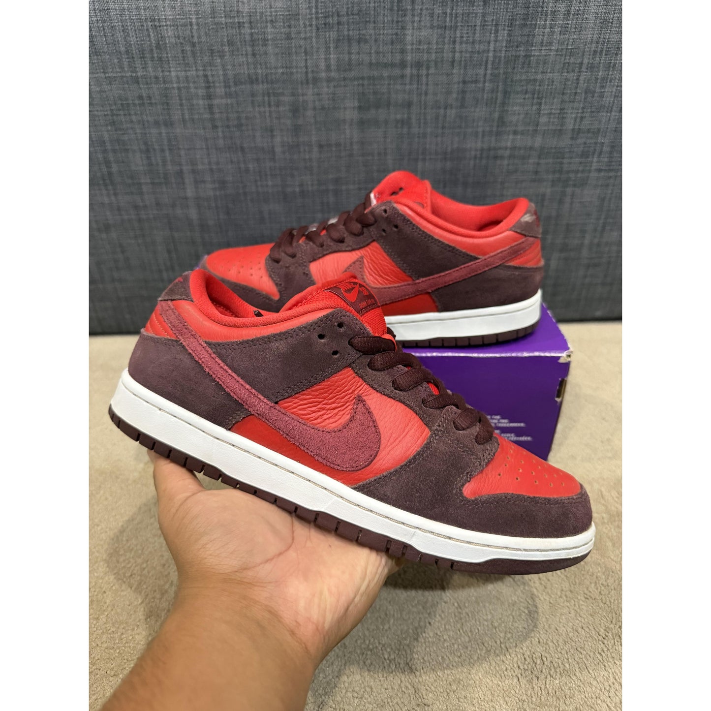 Nike SB Dunk Low Cherry