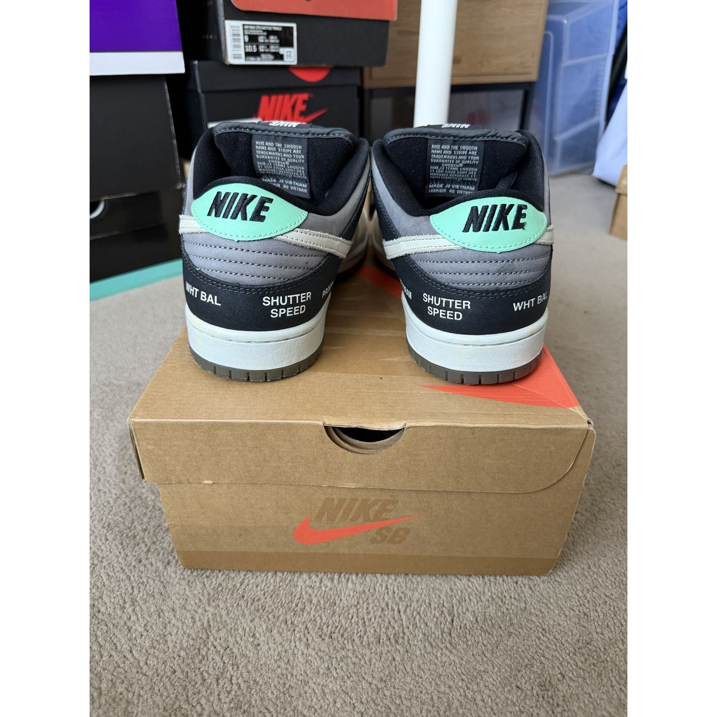 Nike SB Dunk Low VX1000