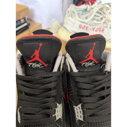 Jordan 4 Retro Bred (2019)