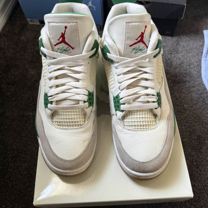 Jordan 4 Retro SB Pine Green
