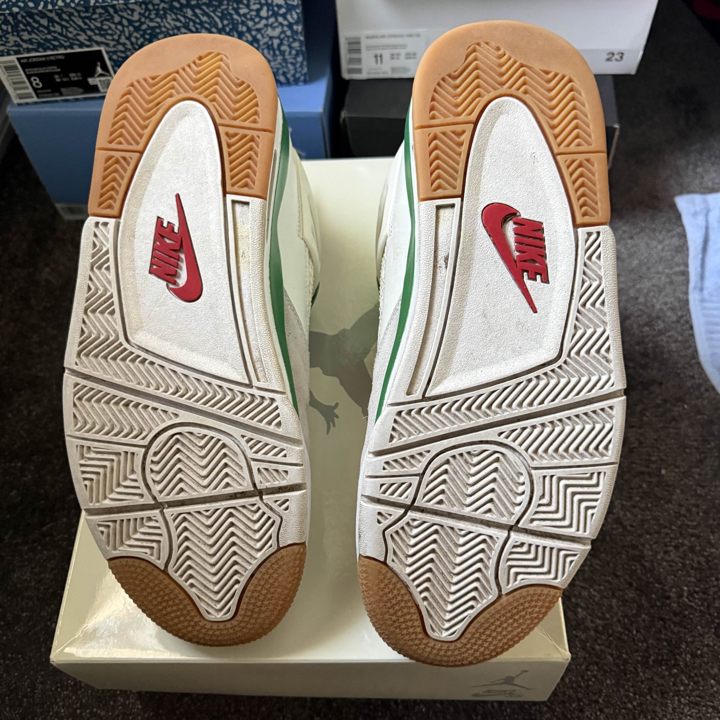 Jordan 4 Retro SB Pine Green