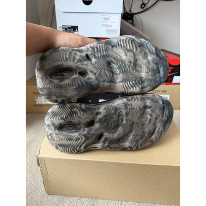 Adidas Yeezy Foam RNR MX Cinder