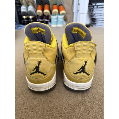 Jordan 4 Retro Lightning (2021)