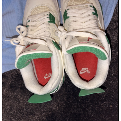 Jordan 4 Retro SB Pine Green