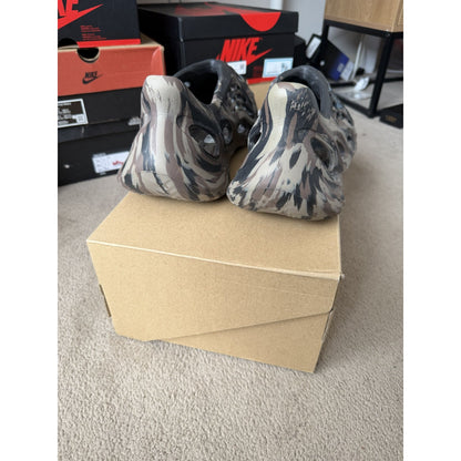 Adidas Yeezy Foam RNR MX Cinder