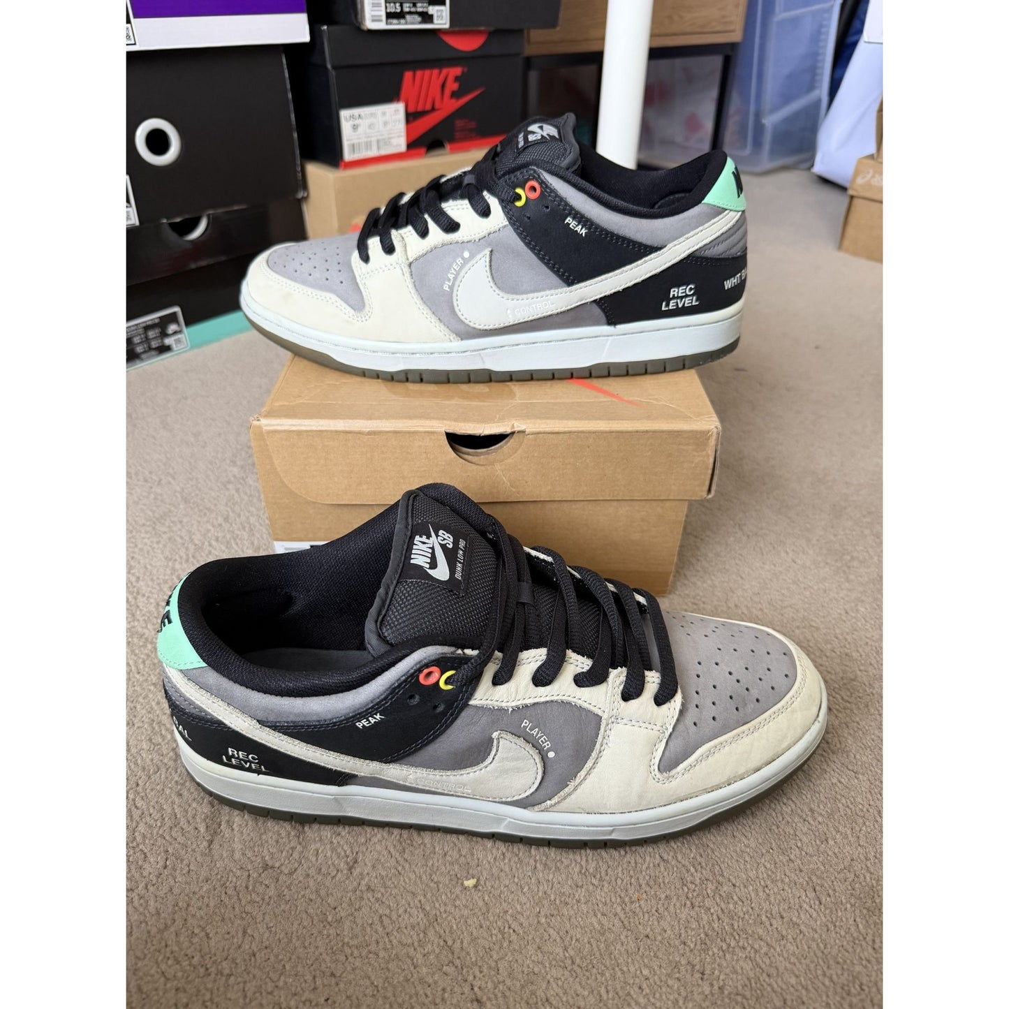 Nike SB Dunk Low VX1000