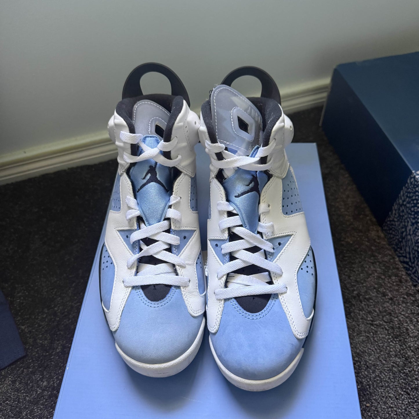 Jordan 6 Retro UNC White