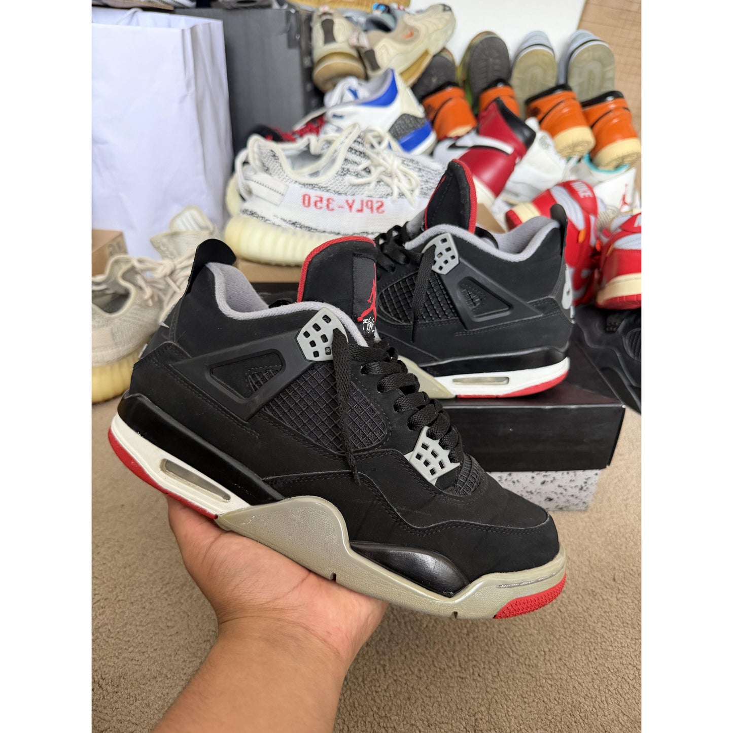 Jordan 4 Retro Bred (2019)