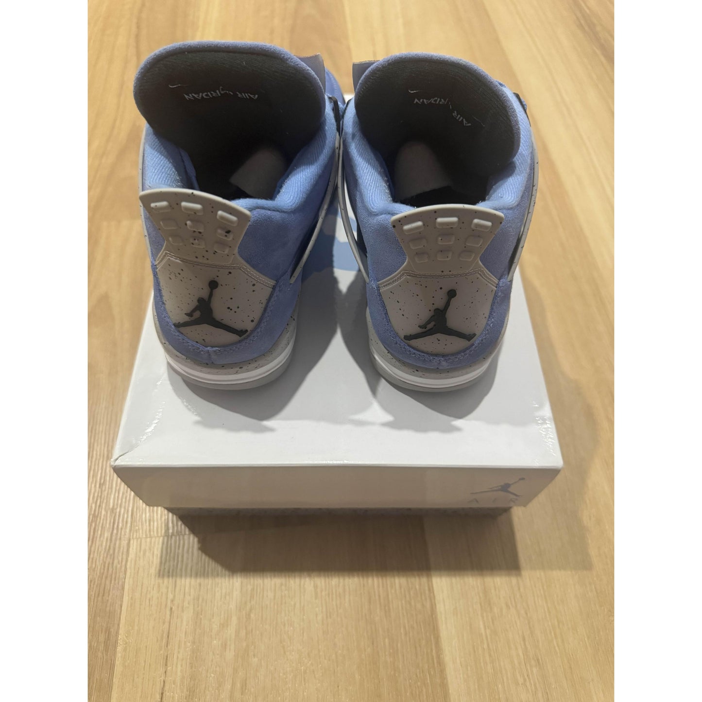 Jordan 4 Retro University Blue