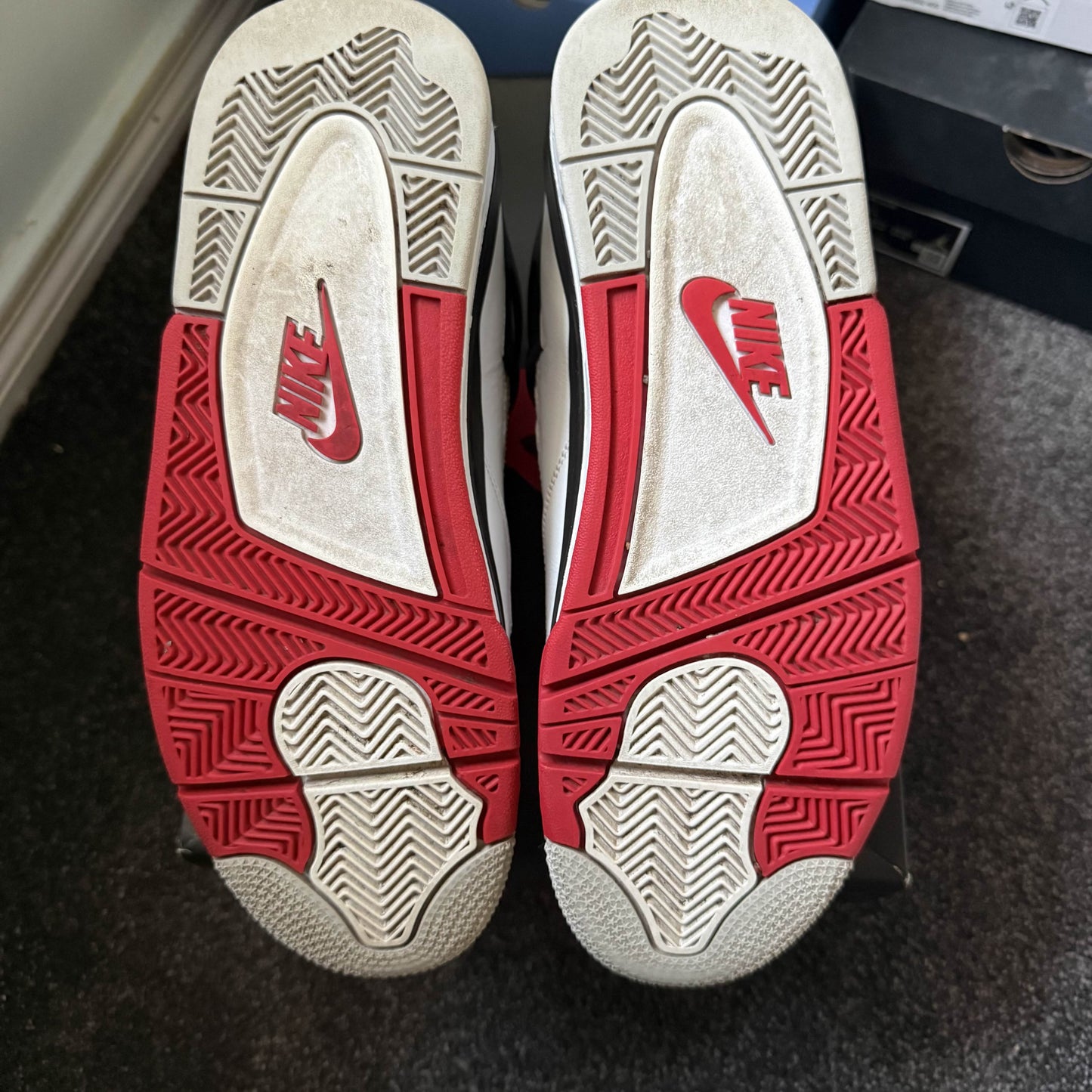 Jordan 4 Retro Fire Red (2020)